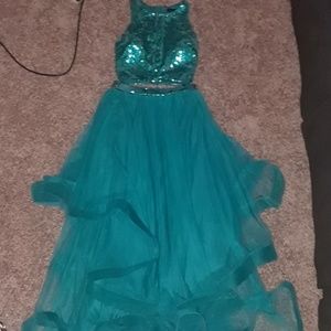 Prom dress